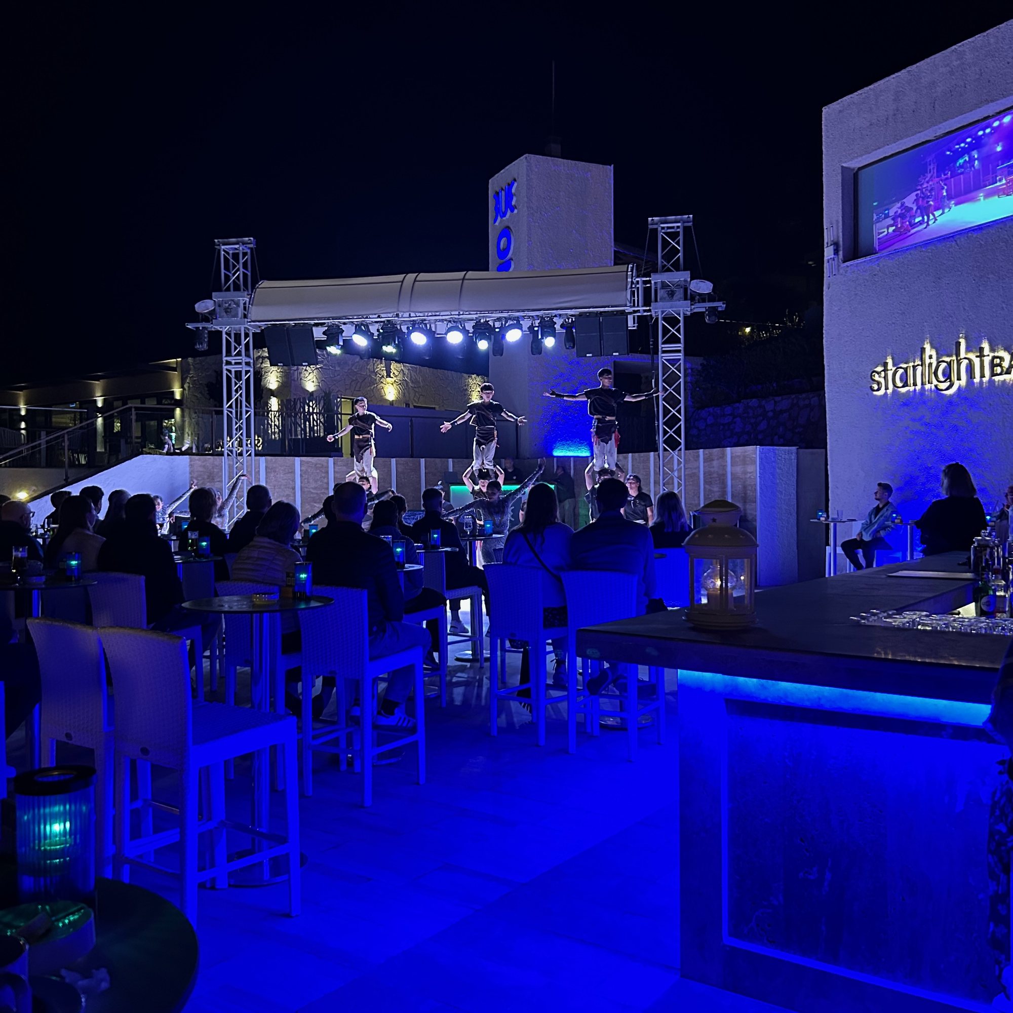 Outdoor evening entertainment at TUI BLUE Seno
